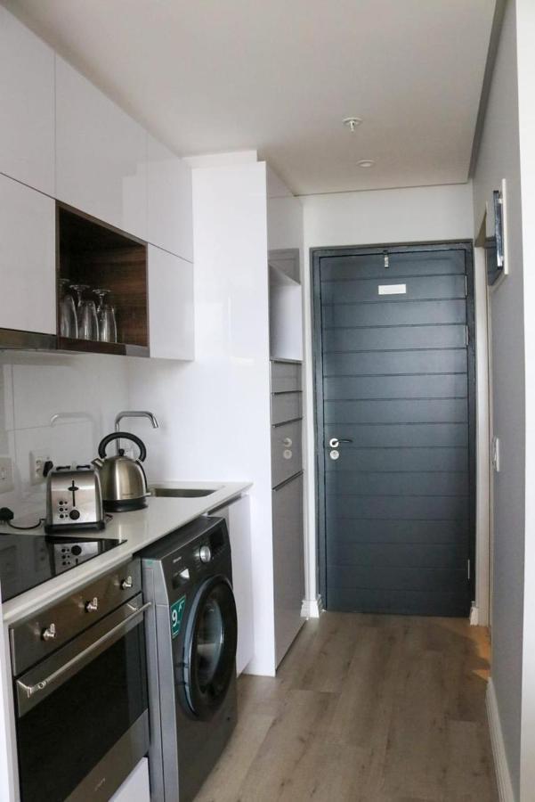 Ferienwohnung 2218 At 16 On Bree Kapstadt Exterior foto